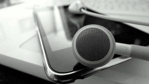 Apple's Next Venture Won't Be Music to the Ears of Spotify, Pandora